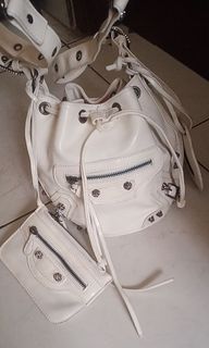 (Kategori: ) berada di . Dikirim oleh lulu050280 (ID iklan 1332192015, Gambar 1). Deskripsi: .