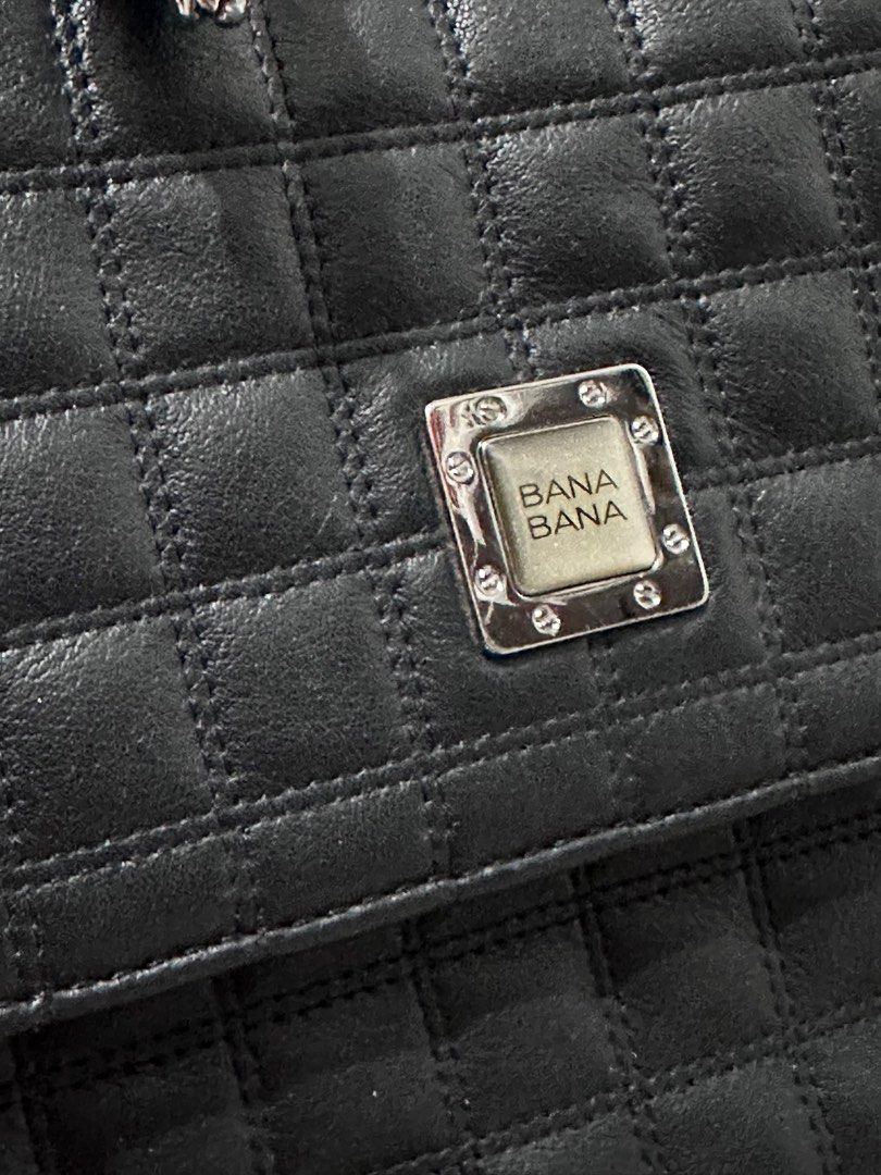 BanaBana (Category: Cross-body Bags) located in Batangas. Submitted by enyahsnivl56498 (Listing ID 1332170629, Image 3). Description: .