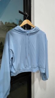 (Category: ) located in . Submitted by lysee.wardrobe (Listing ID 1332251220, Image 1). Description: .