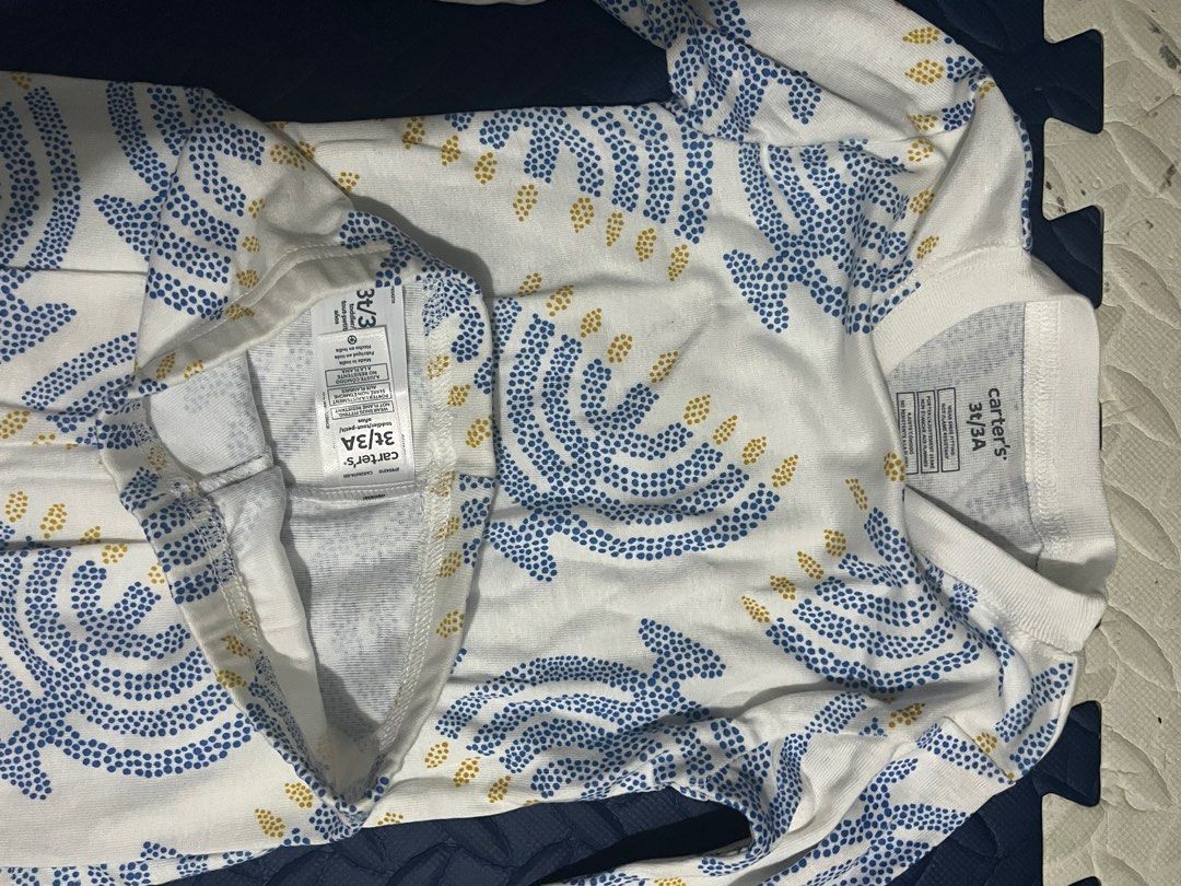 Carter’s Pajama Set 3T (Category: Babies & Kids Fashion) located in Taguig. Submitted by tinvc (Listing ID 1332207618, Image 2). Description: Pick up: near Vista Mall Taguig.
