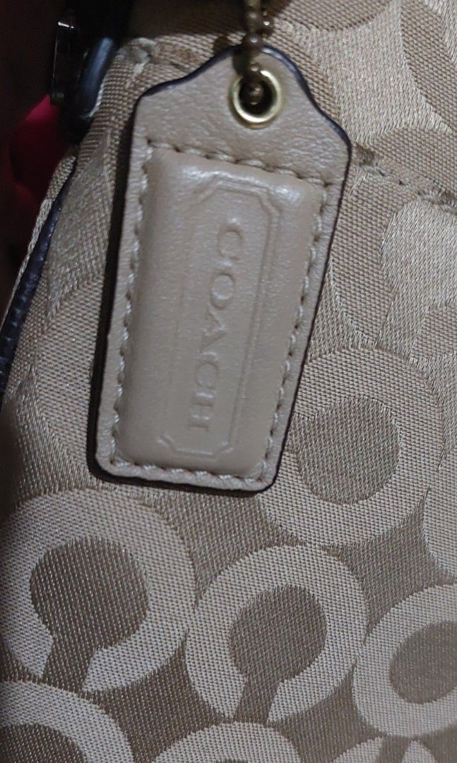 Coach hang tag (Category: Luxury Bags & Wallets) located in Manila. Submitted by buyandbeblessed (Listing ID 1332175090, Image 1). Description: .