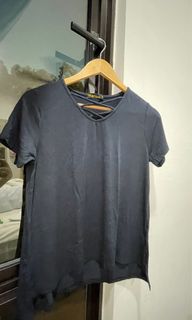 (Category: ) located in . Submitted by lysee.wardrobe (Listing ID 1332251795, Image 1). Description: .