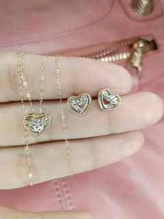 (Category: ) located in . Submitted by authenticdiamonds (Listing ID 1332250238, Image 1). Description: .