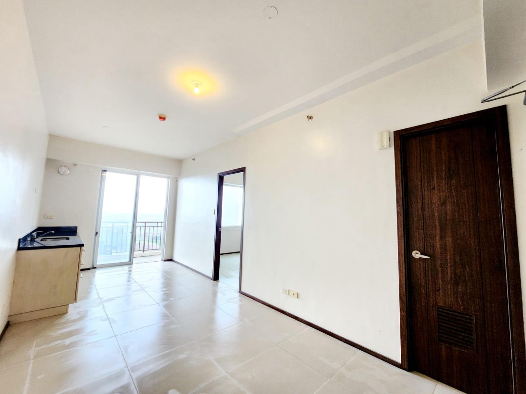 (Category: ) located in . Submitted by REMAXCapital (Listing ID 1332153599, Image 1). Description: .