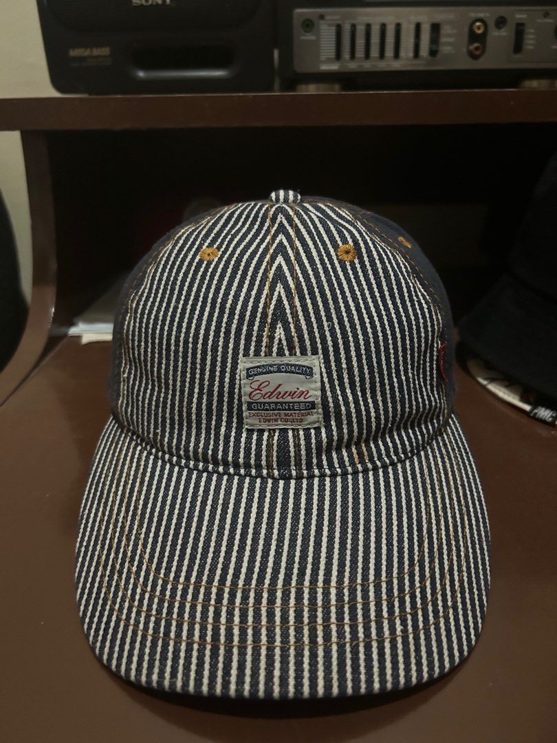 Edwin Cap (Category: Cap & Hats) located in Shah Alam. Submitted by loyalbynaq (Listing ID 1332251581, Image 1). Description: Condition bundle. Barang jarang pakai..