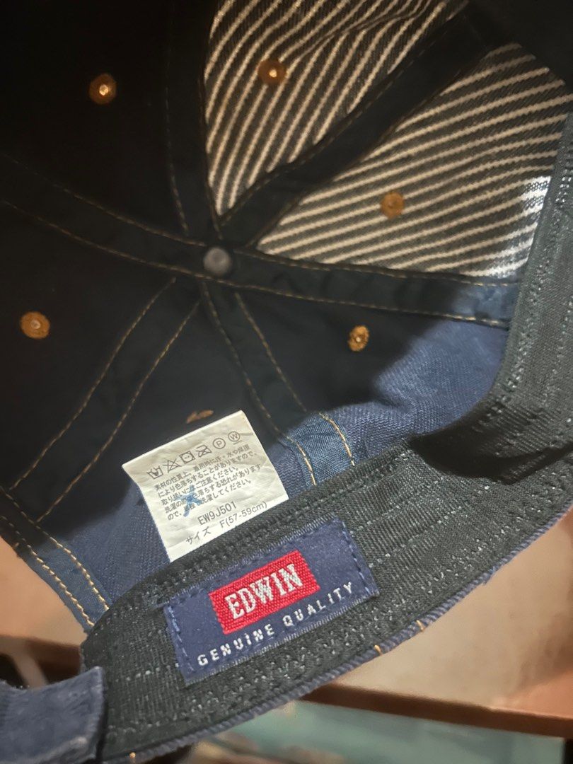 Edwin Cap (Category: Cap & Hats) located in Shah Alam. Submitted by loyalbynaq (Listing ID 1332251581, Image 3). Description: Condition bundle. Barang jarang pakai..