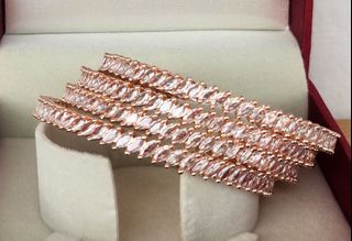 (Category: ) located in . Submitted by shopanzil (Listing ID 1332141425, Image 1). Description: .