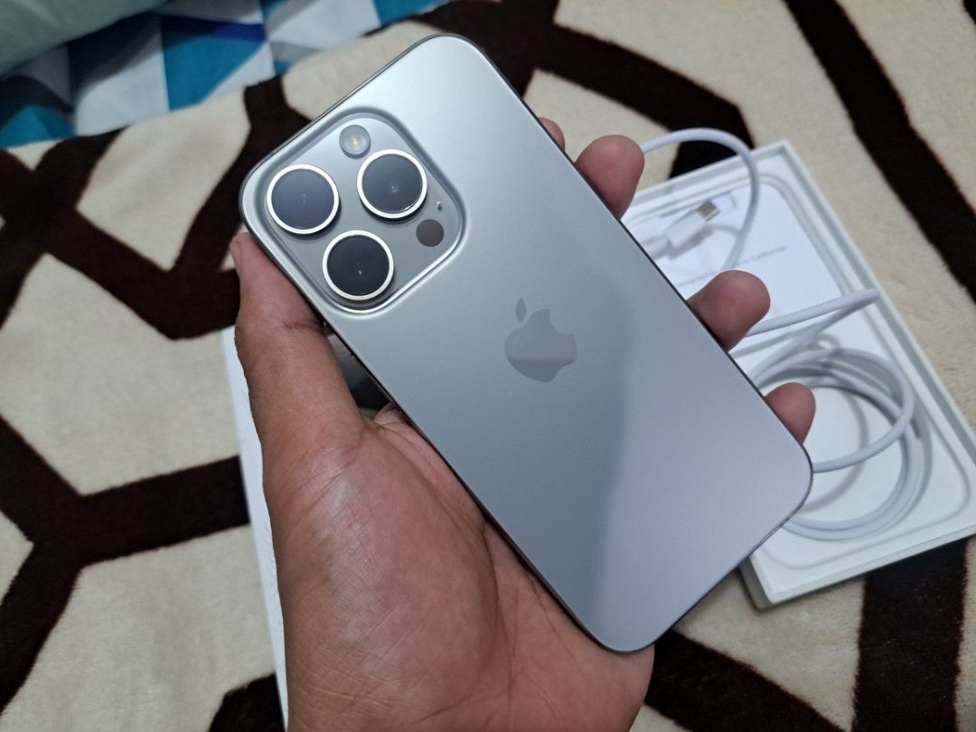 iPhone 15 PRO 128GB Good As New Factory Unlocked Complete, Mobile