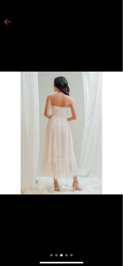 KARIMADON EMERALD DRESS (Category: Evening dresses & gowns) located in San Fernando. Submitted by yourdeclutterbuddy (Listing ID 1332121696, Image 3). Description: USED FOR 3 HOURS ONLY FREE SHIPPING FIXED PRICE 3,500 SRP SIZE LARGE ON TAG CAN FIT UP TO XL.