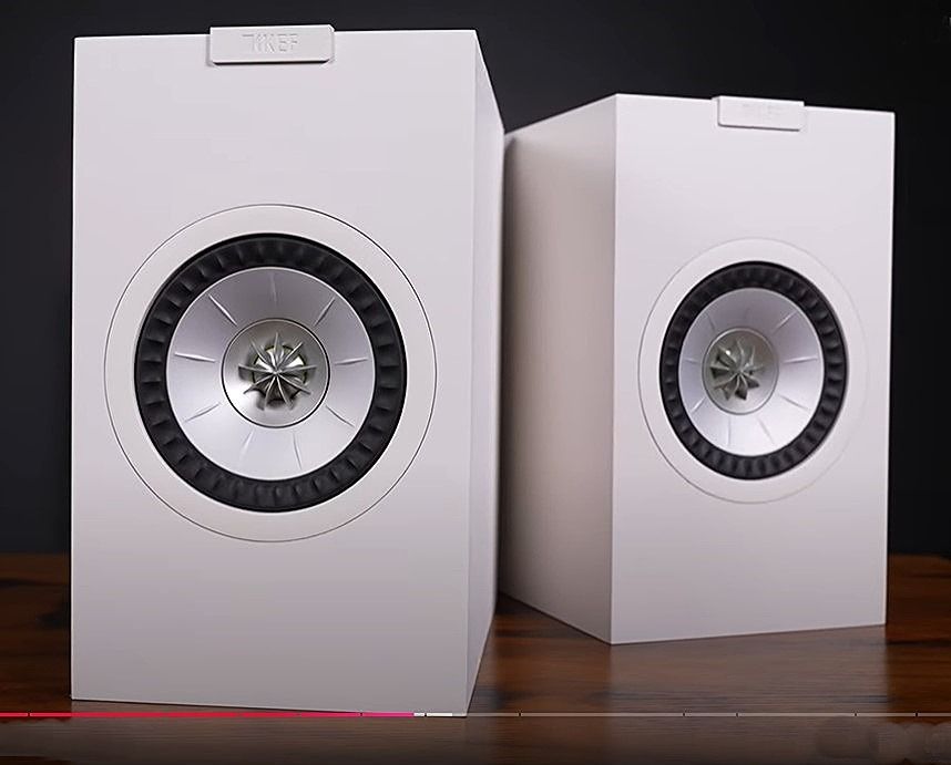 KEF Q1 Meta Bookshelf Speaker Award Winnning Satin
