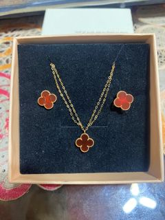 (Category: ) located in . Submitted by dyce_collection (Listing ID 1332270650, Image 1). Description: .