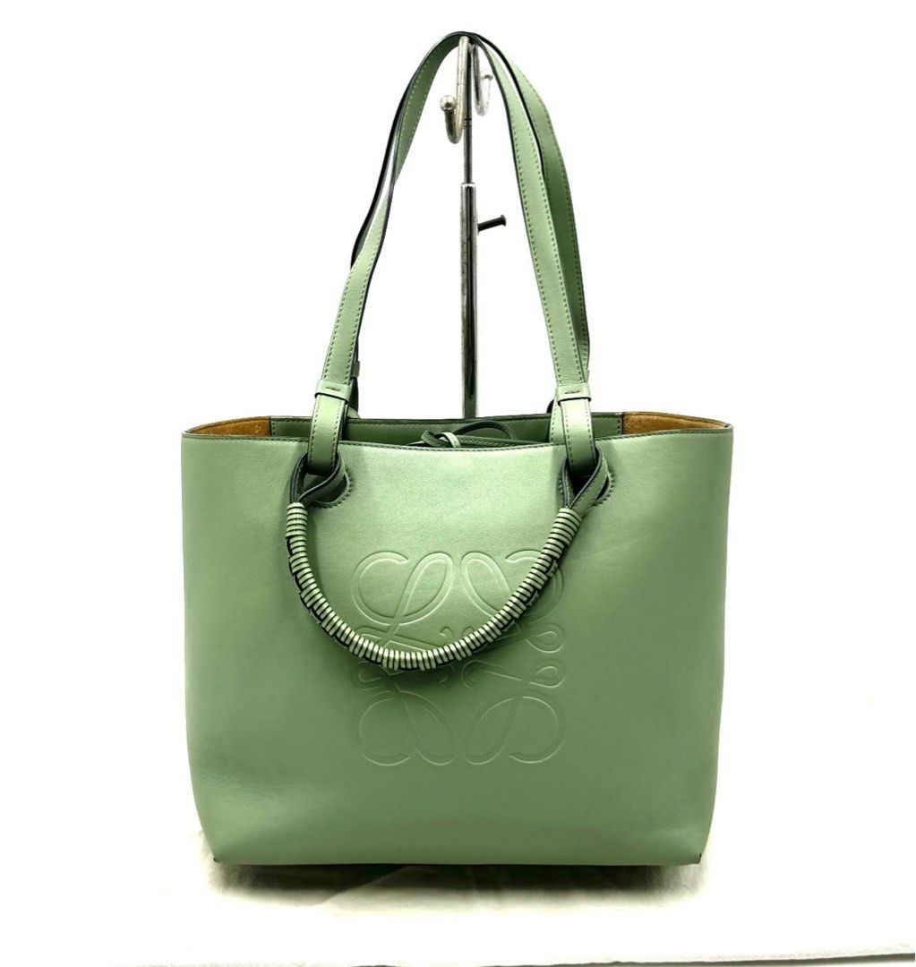 Like New!!! Leowe Anagram tote small (Category: Luxury Bags & Wallets) located in Taguig. Submitted by gcarlet1996 (Listing ID 1332229360, Image 1). Description: .
