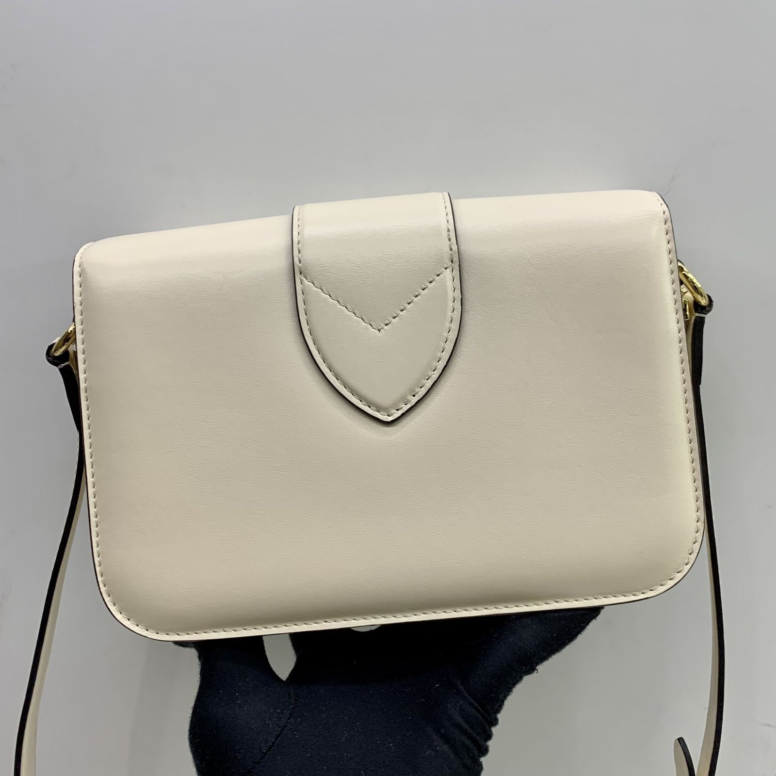 LOUIS VUITTON M55950 WHITE PONT NEUF 9 SHOULDER BAG 247046535 KM