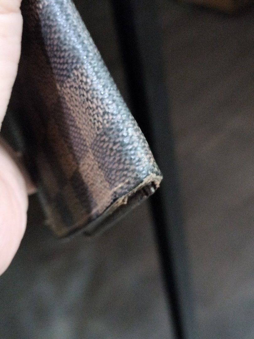 Louis Vuitton Project Wallet (Category: Luxury Bags & Wallets) located in Mabalacat. Submitted by chiccharmbymitch (Listing ID 1332103184, Image 3). Description: .