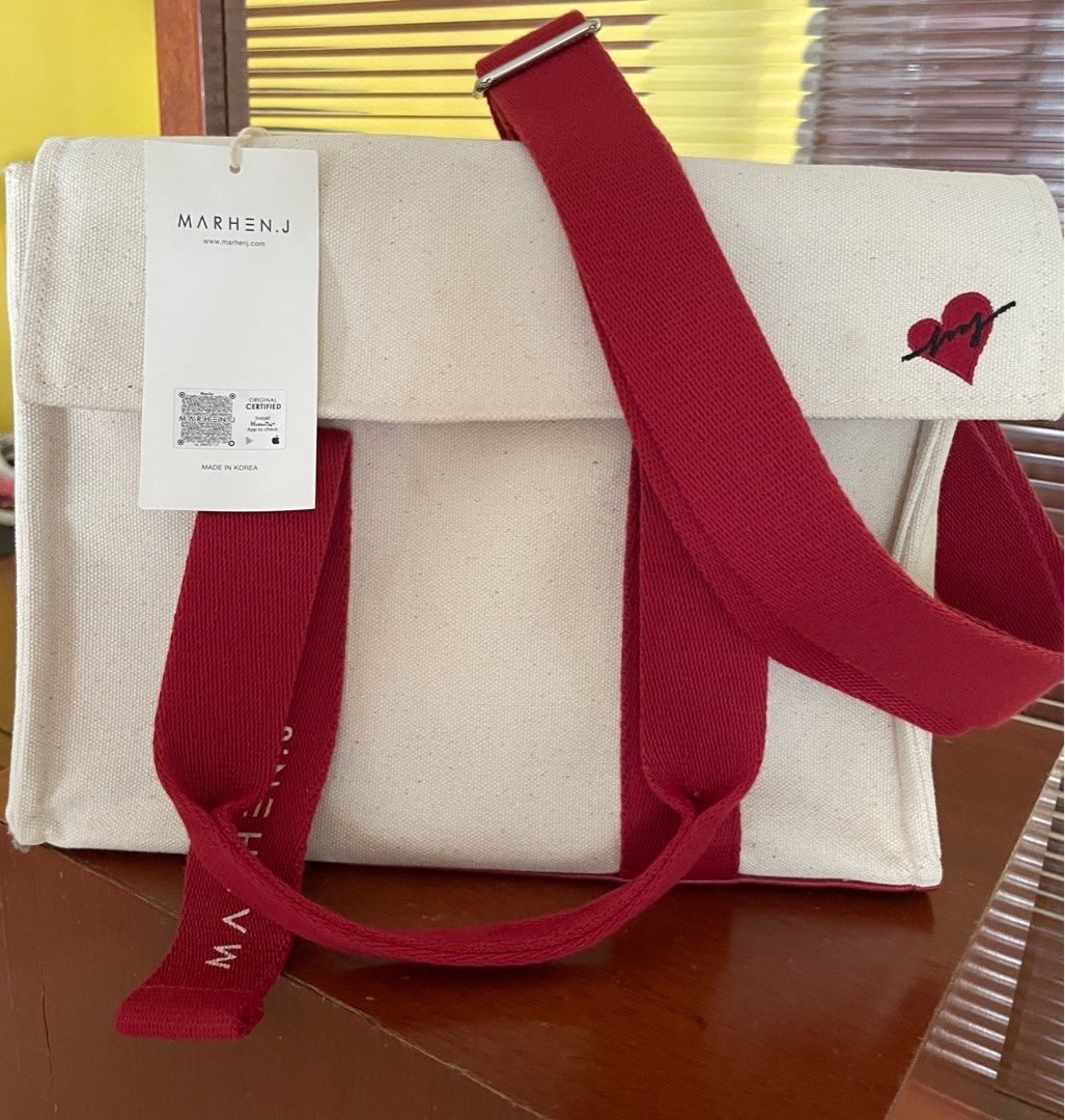 j ROY mini Heart Signal Bag, Women's Fashion, Bags