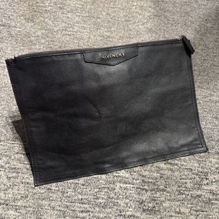 ✨GIVENCHY COLLECTION✨ Collection item 2