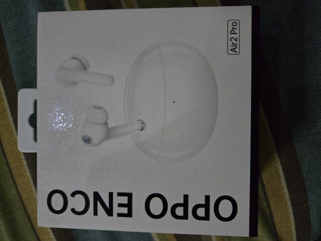 OPPO Enco Air2 Pro (Category: Earphones) located in Las Pinas. Submitted by royalfalcon_8f908d (Listing ID 1332245078, Image 1). Description: For Sale: Brand New OPPO Enco Air2 Pro. I received this as a freebie and it’s still sealed in the original box. Location: Las Piñas I can meet you at the following locations: SM Southmall Alabang Town Center Evia Lifestyle Center Alabang West Parade Festival Mall/Landmark Alabang.