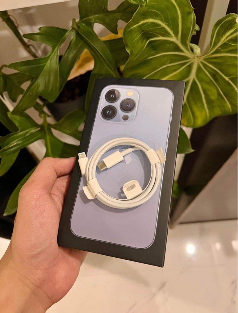 Original Apple Type C to Lightning Cord (Category: Chargers & Cables) located in Dasmarinas. Submitted by smsebtian (Listing ID 1332211281, Image 1). Description: Apple Type C to Lightning cord for P500 Also selling sealed charger brick adaptor (Type C) for P500. If bundle I can give for P800 both. Rfs: Declutter.