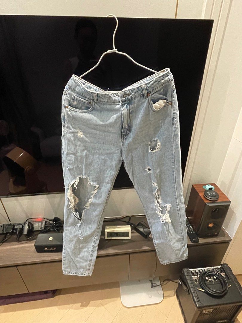 Pull and bear boyfriend jeans, 女裝, 褲＆半截裙, 牛仔褲、Leggings Carousell