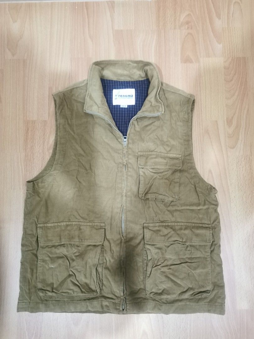 Renoma Vest Khaki (Category: Vests) located in Aringay. Submitted by ajwall (Listing ID 1332116626, Image 1). Description: Renoma vest khaki Size medium (22x26) Good condition - 135 only plus sf Please see my other listings, baka may magustuhan po kayo. Thanks.