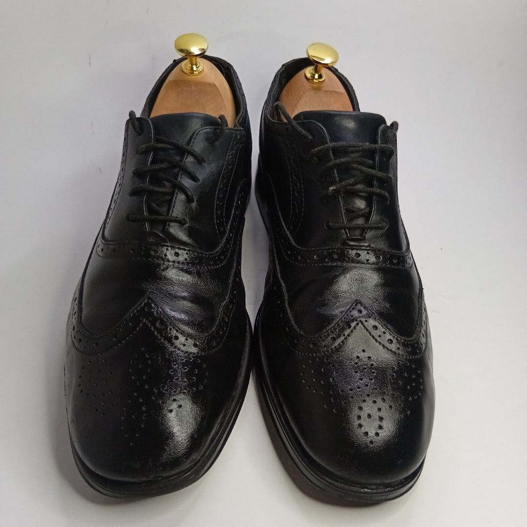 Rockport Brogue Leather Shoes Men s Fashion Footwear Dress Shoes on Carousell