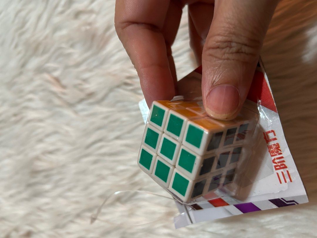 Rubiks Cube Key Ring*mbcr (Category: Board Games & Puzzles) located in Pasig City. Submitted by mixpicks (Listing ID 1332178973, Image 2). Description: .