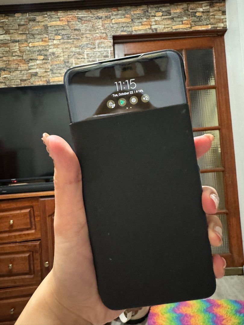 Samsung Galaxy A32 5G (Category: Samsung) located in Manila. Submitted by whitechocolatechip (Listing ID 1332250162, Image 3). Description: RUSH SELLING. RFS: I want an iPad 😅 With FREE Original Samsung Smart Case worth P1,500 :) Color: Awesome Black ROM 128 GB / RAM 8 GB No flaws aside from some light scratched at the back. Check all you want. Inclusion/s - box only and the case Open for swap to iPad ONLY. Meet ups in BGC, Rockwell only. Shippi