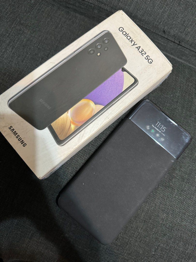 Samsung Galaxy A32 5G (Category: Samsung) located in Manila. Submitted by whitechocolatechip (Listing ID 1332250162, Image 1). Description: RUSH SELLING. RFS: I want an iPad 😅 With FREE Original Samsung Smart Case worth P1,500 :) Color: Awesome Black ROM 128 GB / RAM 8 GB No flaws aside from some light scratched at the back. Check all you want. Inclusion/s - box only and the case Open for swap to iPad ONLY. Meet ups in BGC, Rockwell only. Shippi