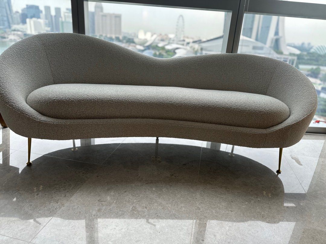 Sofa (Category: Sofas) located in Singapore. Submitted by chouchou999 (Listing ID 1332203327, Image 3). Description: In very good condition. Bought it last year. Original price is $1499. .