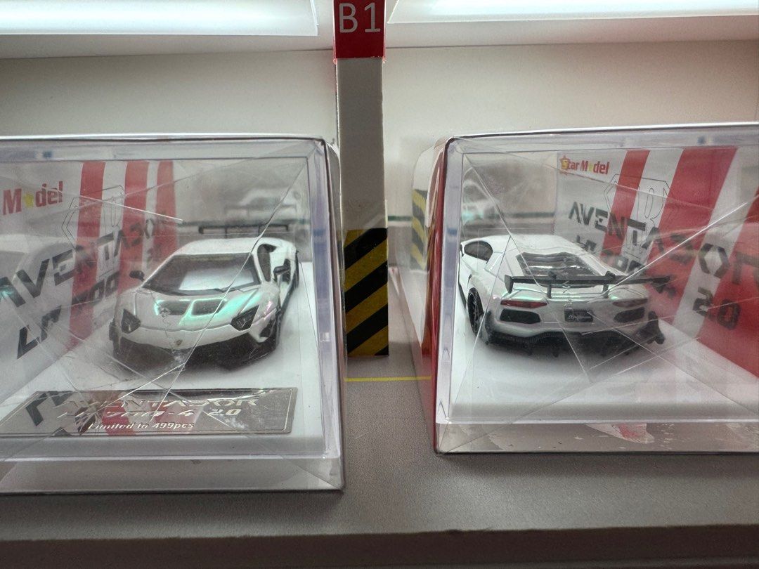 Miniature Lamborghini Aventador LP700 Liberty Walk - Chrome Silver - STAR Models 1/64
