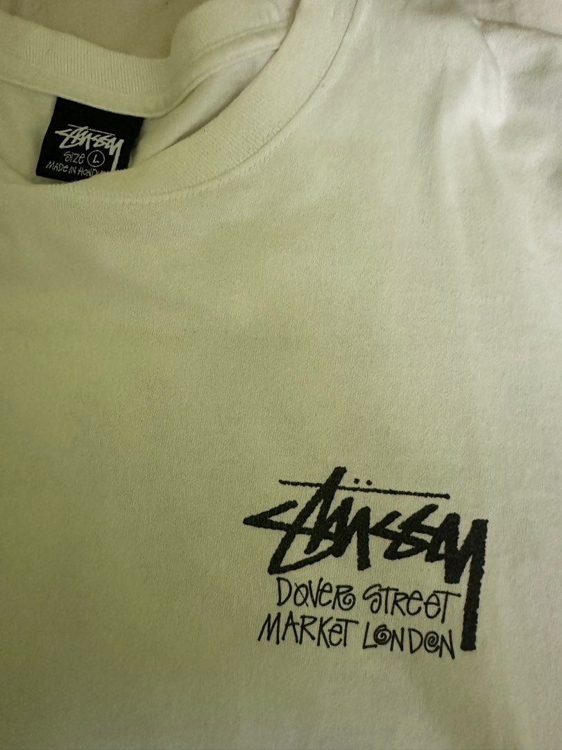Stussy DSM London (Category: Tshirts & Polo Shirts ) located in Manila. Submitted by edward_garduque (Listing ID 1332128268, Image 3). Description: Stussy DSM London Size Large, 22 by 28 dimes Great conditon, solid 9.5/10 Sourced from a friend at london 4500 ONLY.