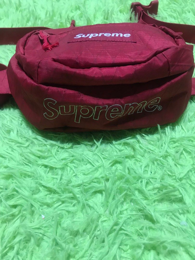 SUPREME S18 WAIST BAG Men s Fashion Bags Belt bags Clutches and Pouches on Carousell