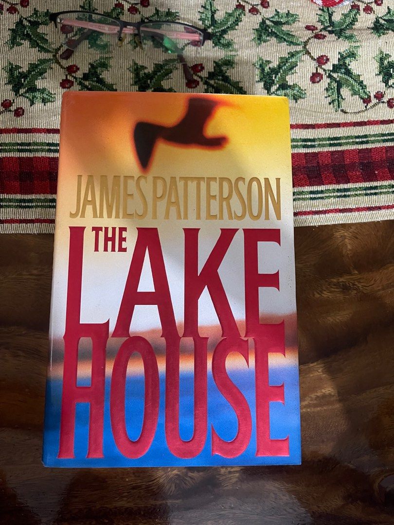 The Lake House by James Patterson (Category: Storybooks) located in San Pablo. Submitted by lynspreloved (Listing ID 1332276680, Image 1). Description: 💰all prices are NEGOTIABLE +SF Hardcover.