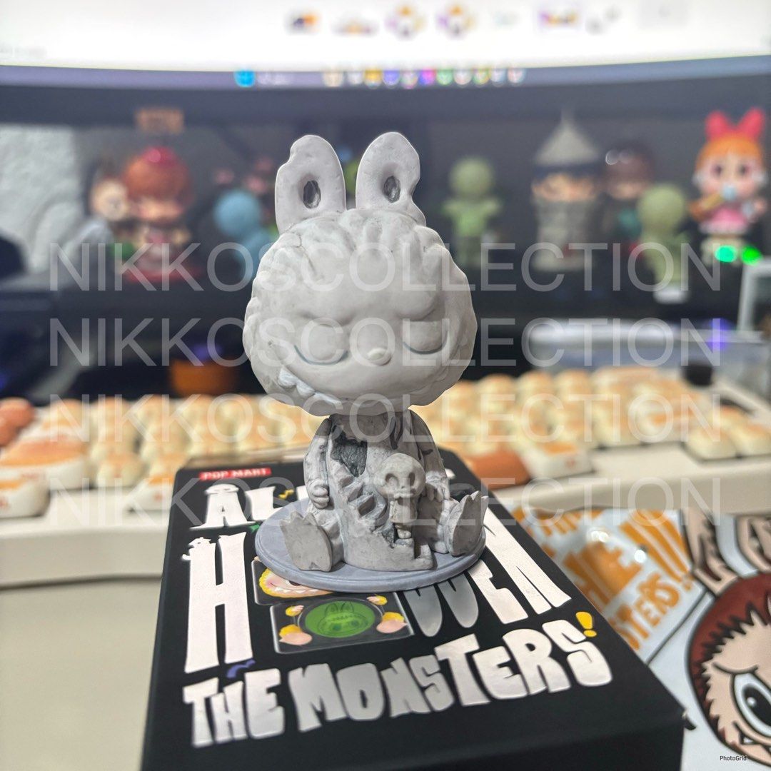 The Monsters Almost Hidden Sculpture (Category: Figurines & Statues) located in Bacoor. Submitted by nikkoscollection (Listing ID 1332206968, Image 1). Description: Complete bnf Authentic, qr checked once Location: bacoor, cavite If using grab/lalamove, buyer books rider Buyer shoulders sf.