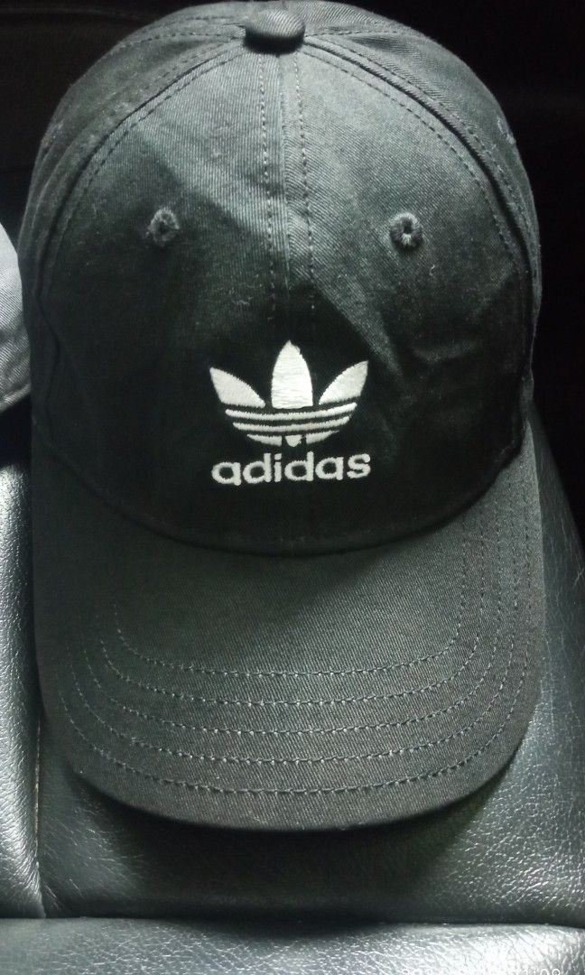 topi adidas ori