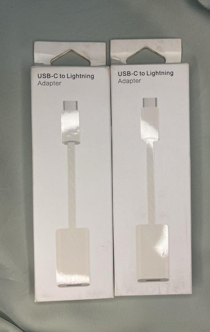 USB-C TO LIGHTNING ADAPTER (Category: Chargers & Cables) located in Manila. Submitted by milasgadgetph (Listing ID 1332215340, Image 1). Description: .