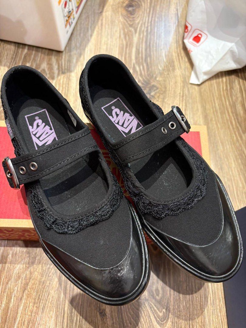 日版Vans Mary Jane, 女裝, 鞋, 波鞋- Carousell