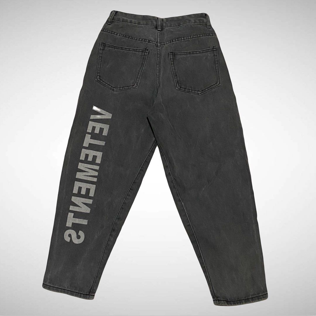 VETEMENTS ACIDWASH PANTS HIGHWAIST Women s Fashion Bottoms Jeans on Carousell