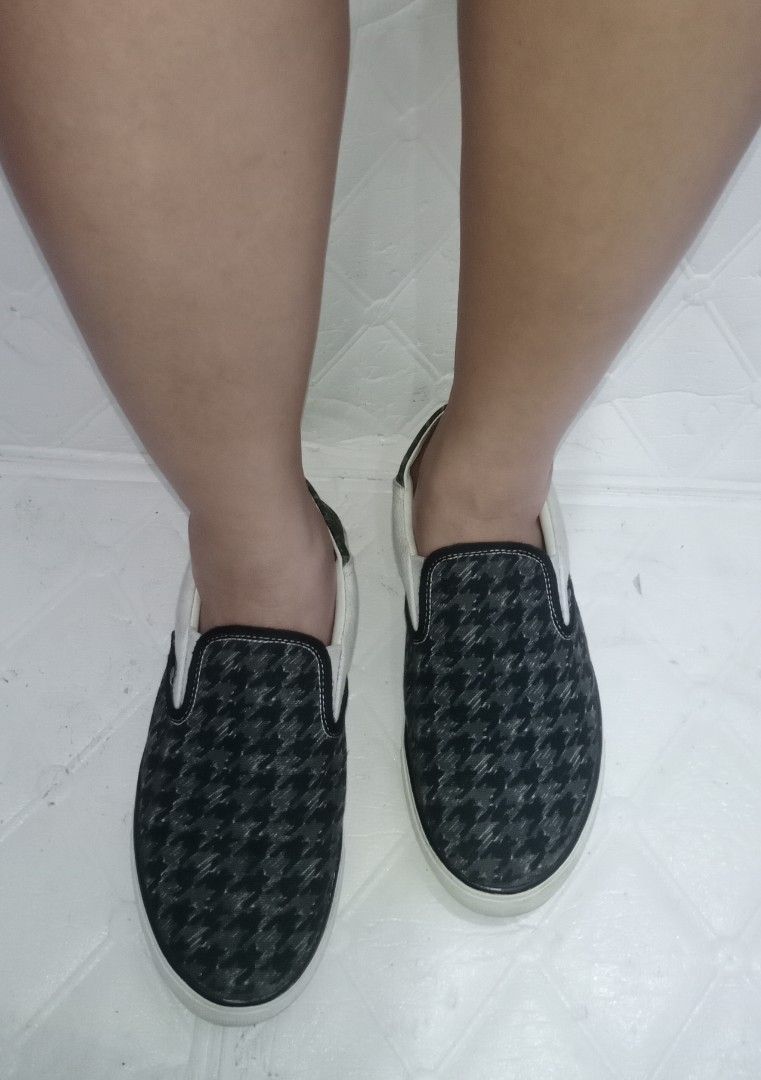 Vetements Slip Ons