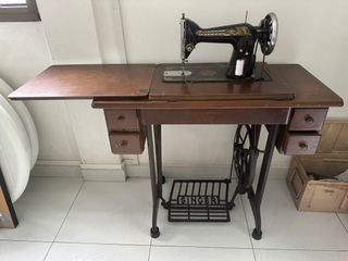 Antique Singa Sewing Machine, Hobbies & Toys, Memorabilia ...