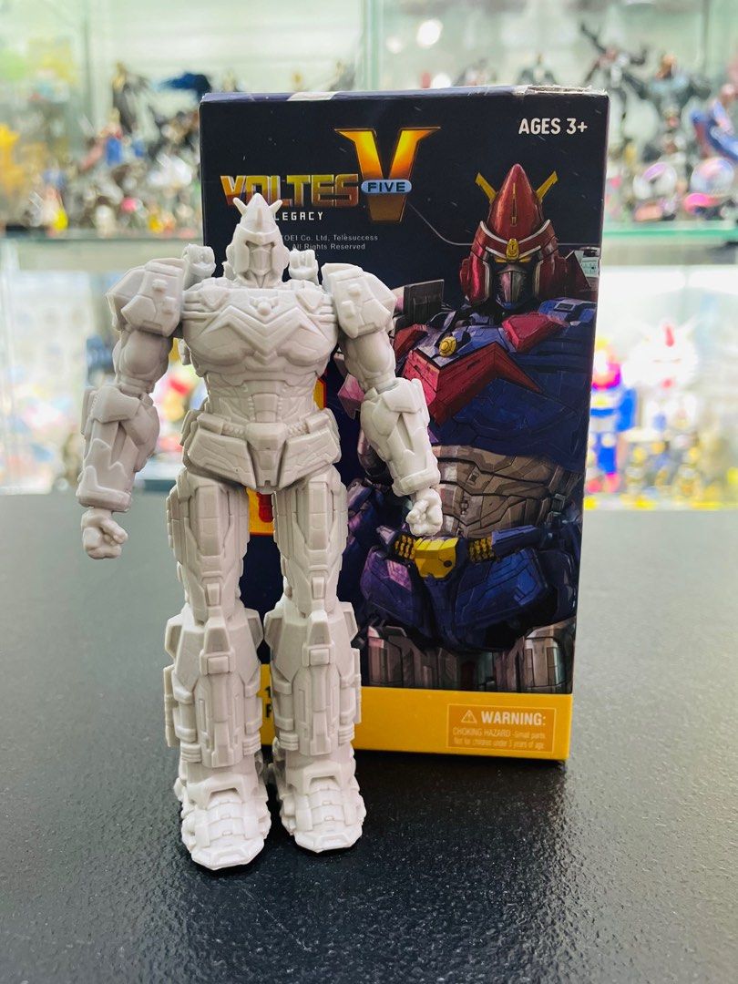 Voltes 5 (Category: Figurines & Statues) located in Makati City. Submitted by tomypom (Listing ID 1332145486, Image 1). Description: Authentic Voltes 5 Voltes five 12 cm figure Collect all colors! White version 249 pesos only! .