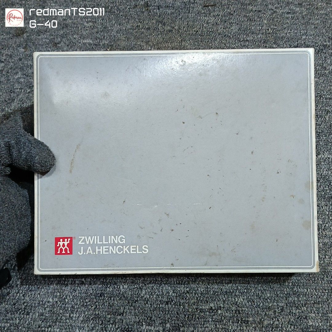 Zwilling J.A. Henckels Besteck-Garnitur Tableware Set (Category: Dinnerware & Cutlery) located in Meycauayan. Submitted by redmants2011 (Listing ID 1332217625, Image 2). Description: New old stock Payment - Gcash / Bank Transfer Shipping - Gogo Xpress / Flash Express.