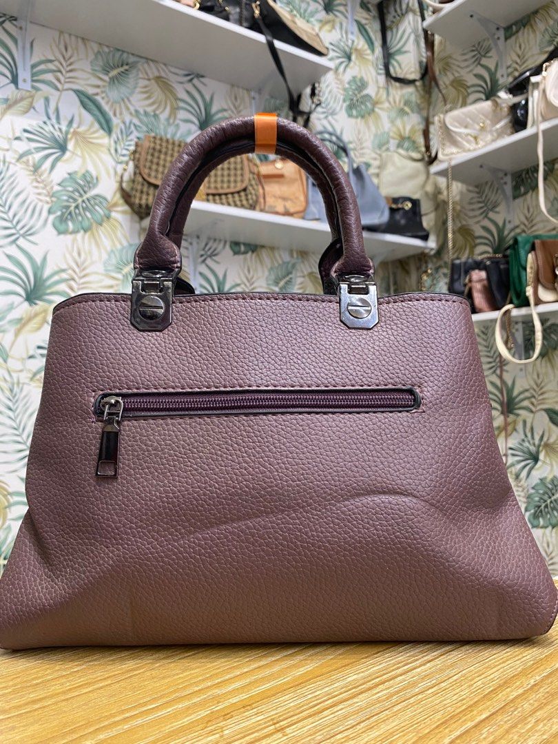 Aimily Handbag Women s Fashion Bags Wallets Cross body Bags on Carousell
