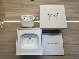 （分類：）位於 。 由 zac_cyrus 提交（商品編號 1332364691，圖片 1）。簡介： 。