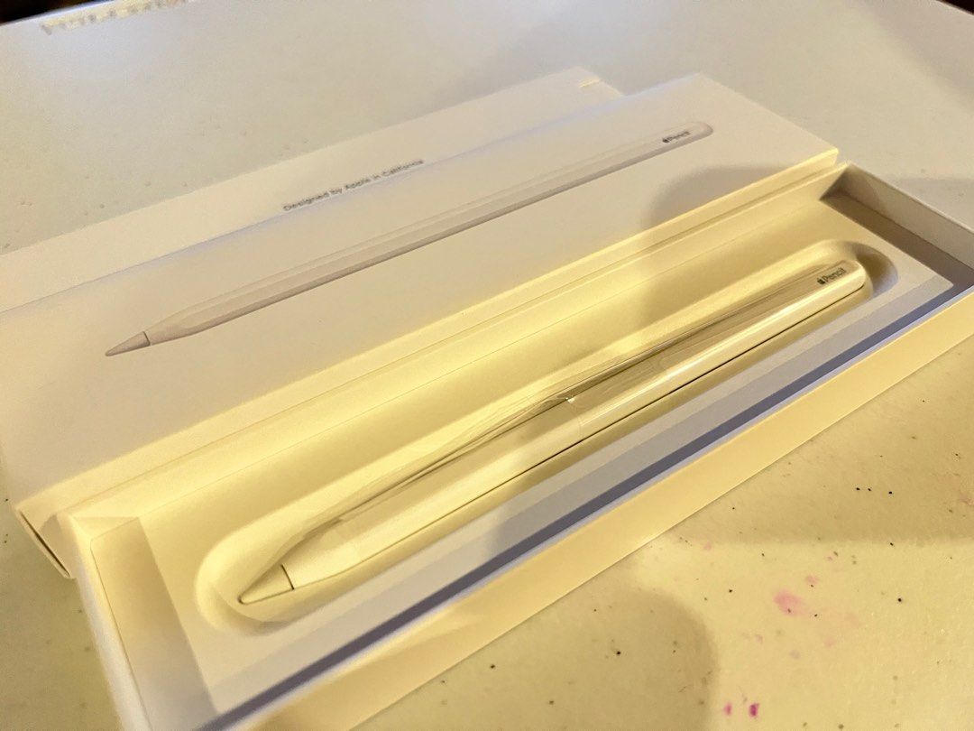 Apple Pencil 2nd Generation (Category: iPad) located in Manila. Submitted by mr.arnie (Listing ID 1332413715, Image 2). Description: Complete box Barely used Apple Pencil 2nd gen.