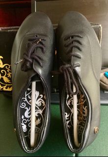 (Category: ) located in . Submitted by ballroom_dancing (Listing ID 1332367748, Image 1). Description: .