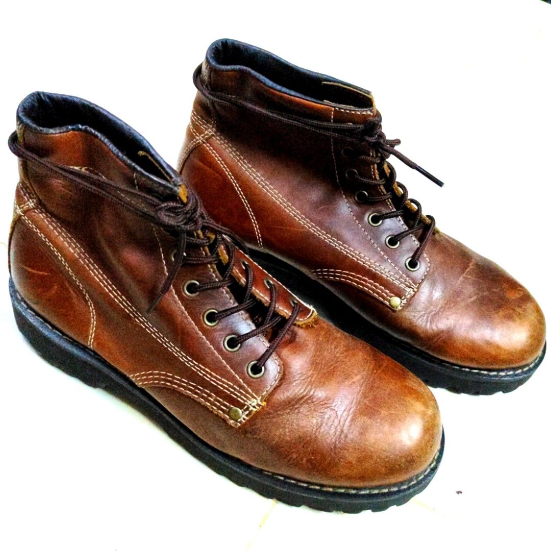 BOOTS LEATHER AMERICAN EAGLE Men s Fashion Footwear Boots on Carousell