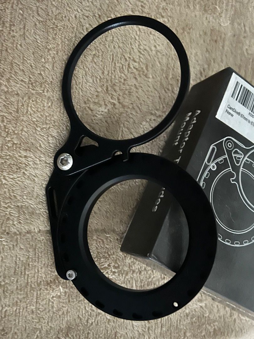 CamDive Flip Adapter (Category: Lens & Kits) located in Paranaque City. Submitted by arkijan (Listing ID 1332444123, Image 3). Description: CamDive Flip Adapter Adaptor Threads Mount 67mm to 67mm.