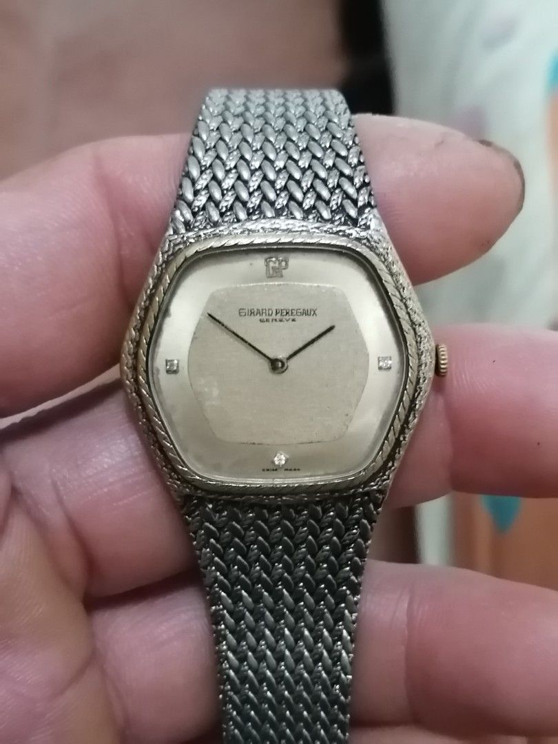 Either you love it or hate it Authentic vintage Girard-Perregaux