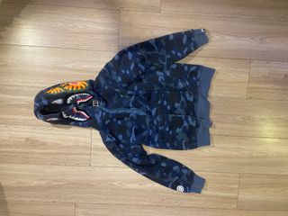 （分類：）位於 。 由 sashaweltmann 提交（商品編號 1332401433，圖片 1）。簡介： 。